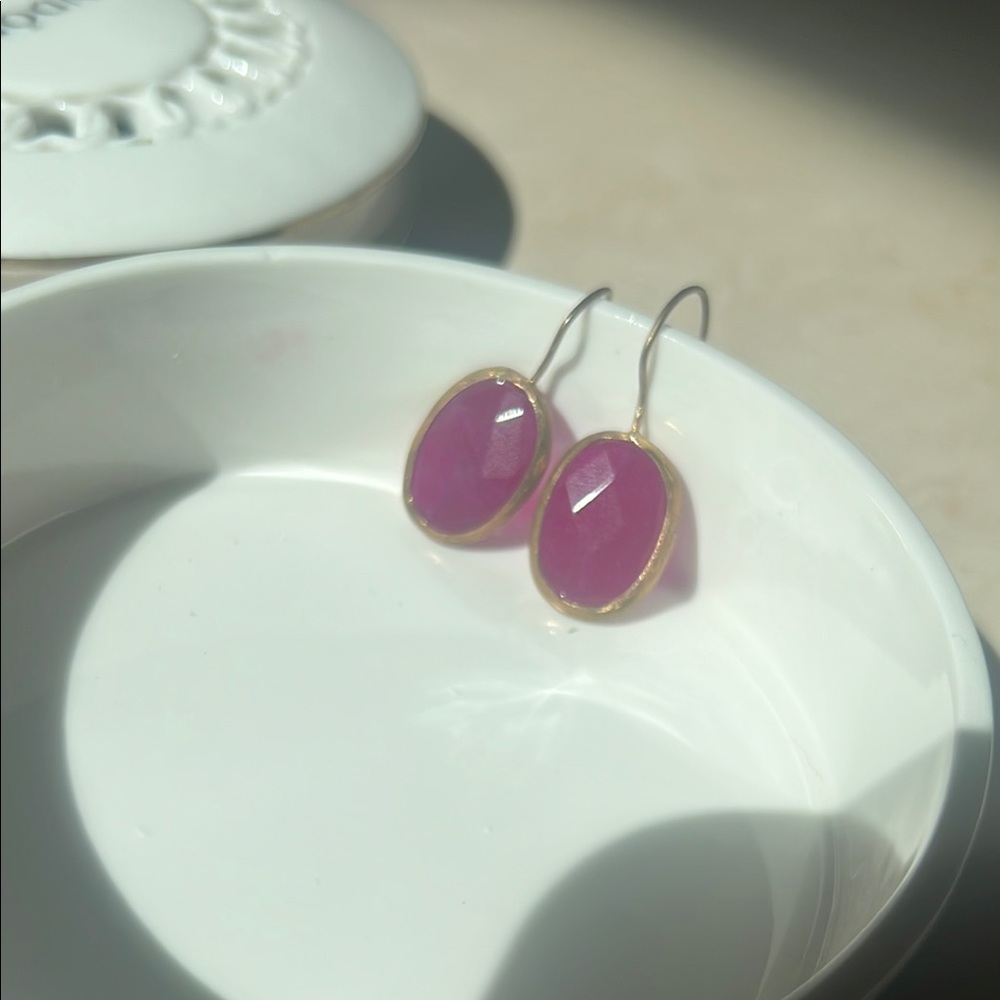 Vintage Rubi Earrings - Picture 3 of 12